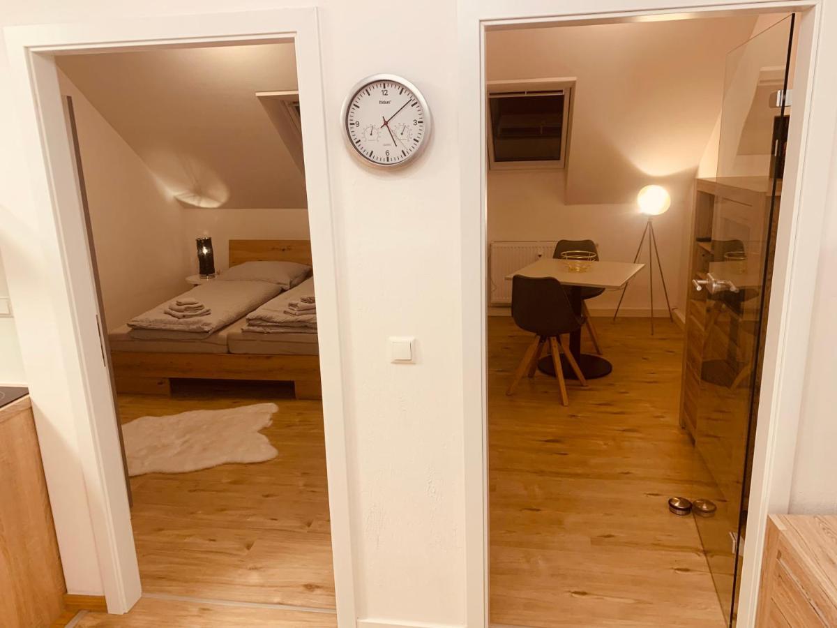 Felix Living 3, Modern & Cozy 2 Zimmer Wohnung, Netflix, Parkplatz Salzweg Kültér fotó